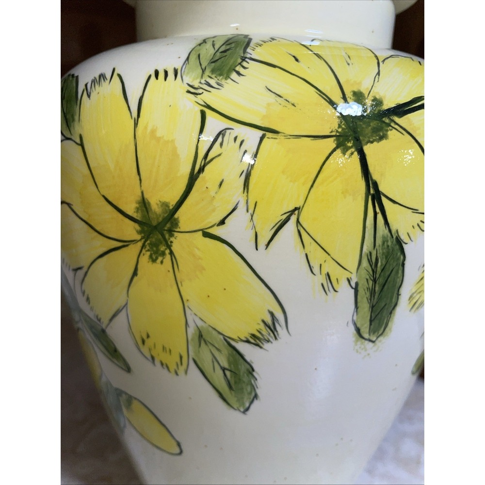 Beautiful Hand Painted and Signed Vintage Large Ginger Jar / Vase Speckled